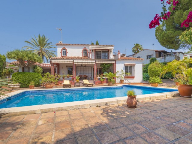 3 Bedrooms Villa in Marbella