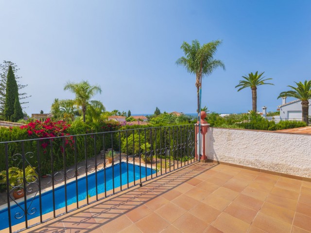 3 Bedrooms Villa in Marbella