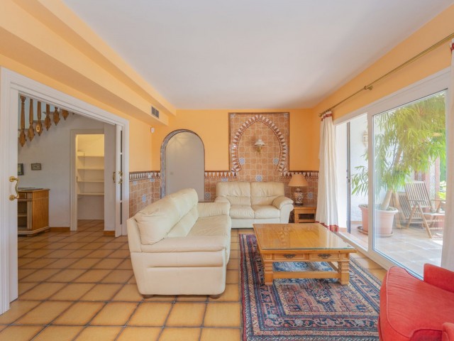 3 Bedrooms Villa in Marbella
