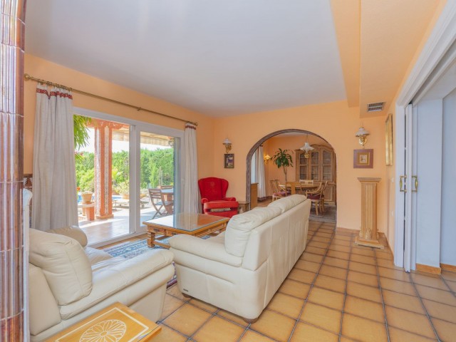 3 Bedrooms Villa in Marbella