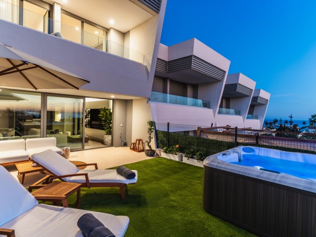 3 Slaapkamer Rijtjeshuis in El Chaparral