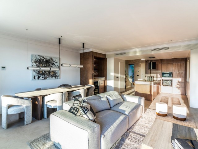 3 Slaapkamer Rijtjeshuis in El Chaparral