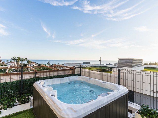 3 Slaapkamer Rijtjeshuis in El Chaparral