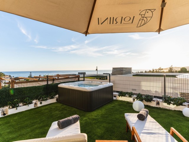 3 Slaapkamer Rijtjeshuis in El Chaparral