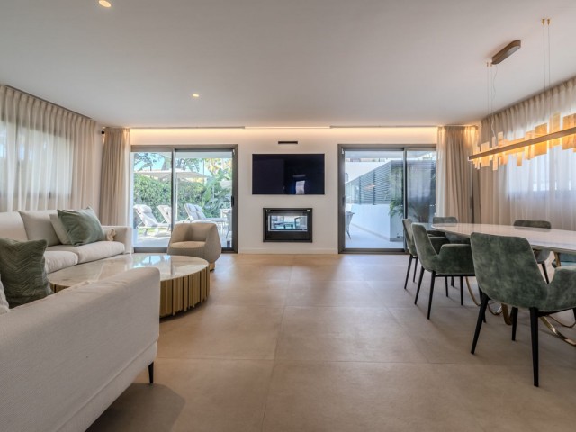 4 Bedrooms Villa in Puerto Banús