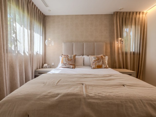 Villa avec 4 Chambres  à Puerto Banús