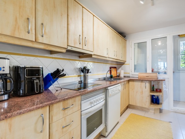 Apartment, Cabopino, R5073709