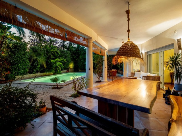 Villa, Reserva de Marbella, R5074015