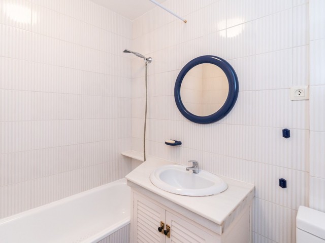 2 Bedrooms Apartment in Calahonda