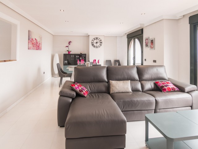 Penthouse in Doña Julia