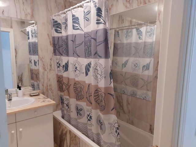 Apartamento con 3 Dormitorios  en La Cala