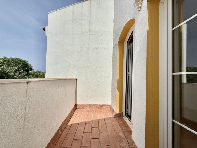 3 Bedrooms Townhouse in Nueva Andalucía