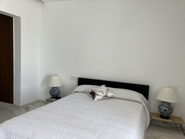 6 Makuuhuoneen Huvila Puerto Banús