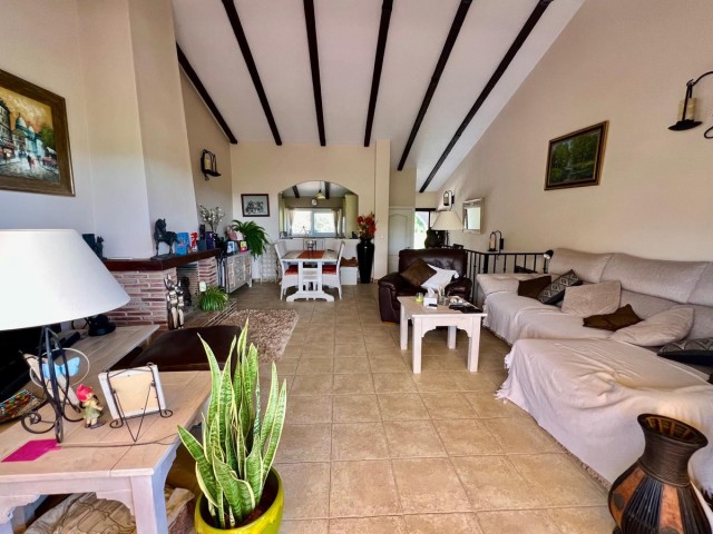 3 Slaapkamer Rijtjeshuis in Estepona