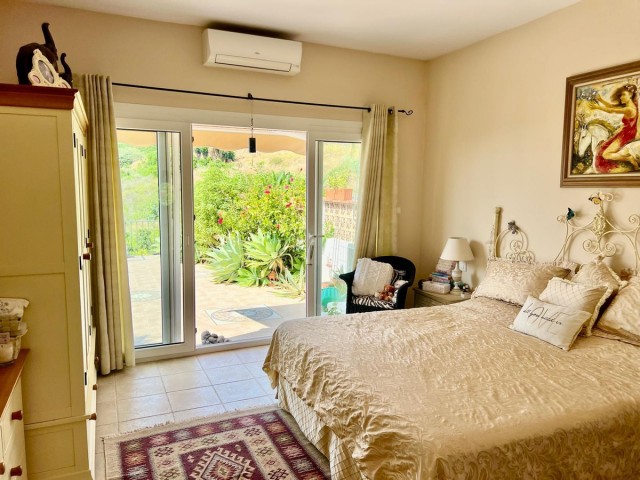 3 Slaapkamer Rijtjeshuis in Estepona