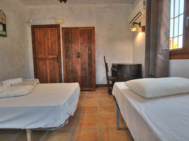 Villa con 4 Dormitorios  en Entrerrios