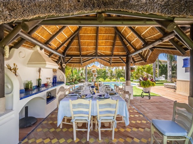 Villa con 7 Dormitorios  en Bahía de Marbella