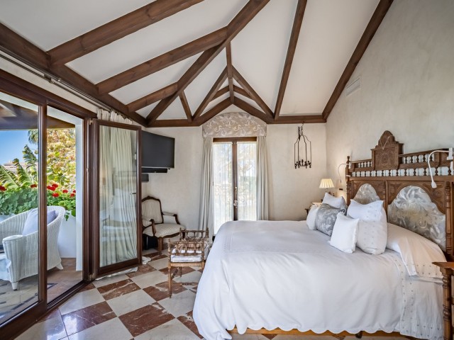 Villa con 7 Dormitorios  en Bahía de Marbella
