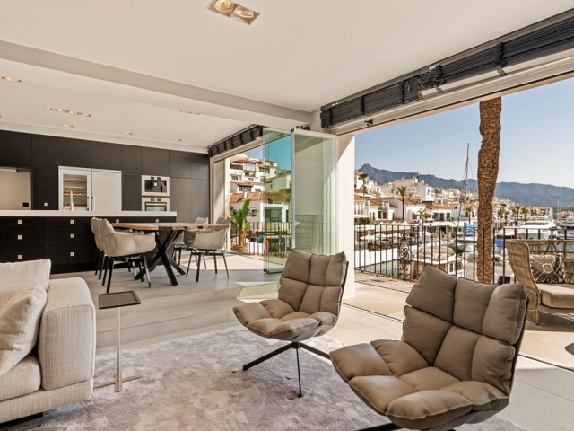 Appartement avec 2 Chambres  à Puerto Banús