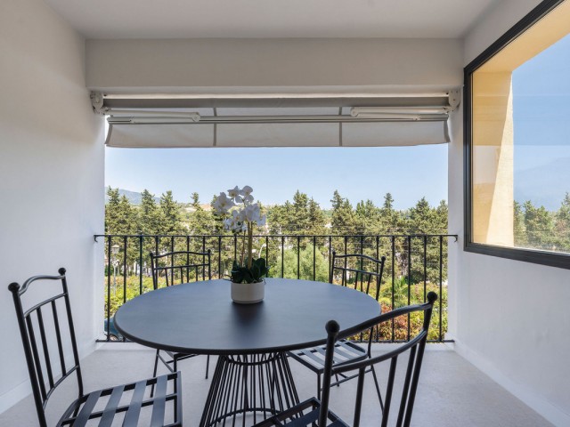 4 Bedrooms Townhouse in Nueva Andalucía