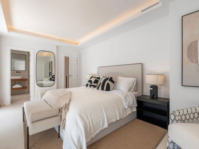 4 Bedrooms Townhouse in Nueva Andalucía