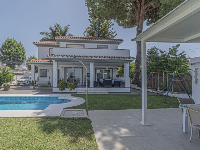 5 Soveroms Villa i San Pedro de Alcántara