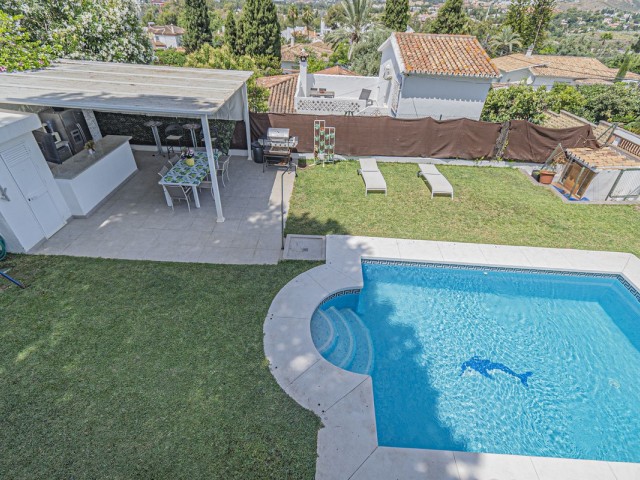 5 Bedrooms Villa in San Pedro de Alcántara