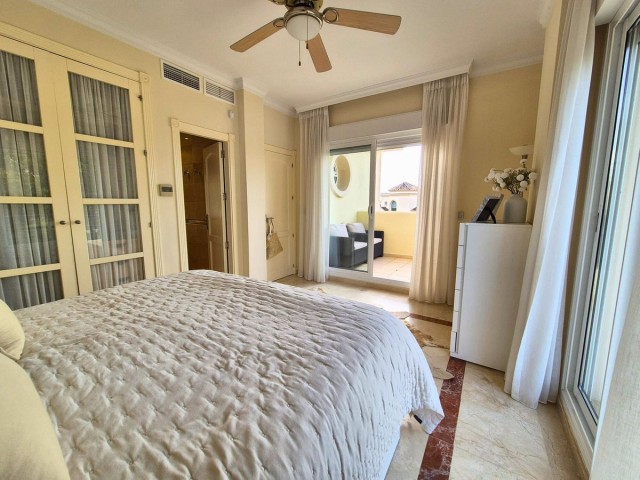 3 Makuuhuoneen Huvila San Roque Club