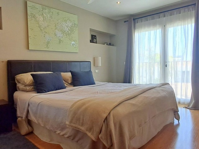 6 Bedrooms Villa in Marbella