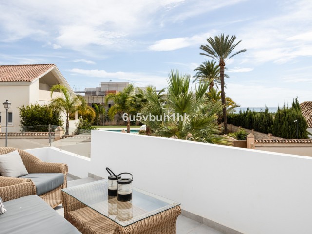 5 Bedrooms Townhouse in El Rosario