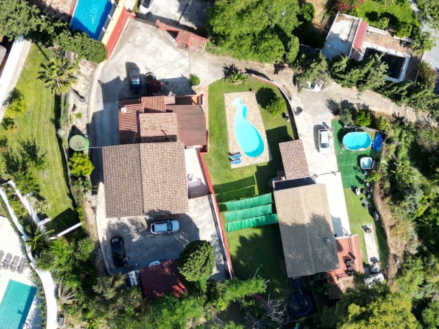 Villa con 7 Dormitorios  en Marbella