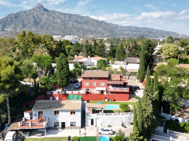 Villa con 7 Dormitorios  en Marbella