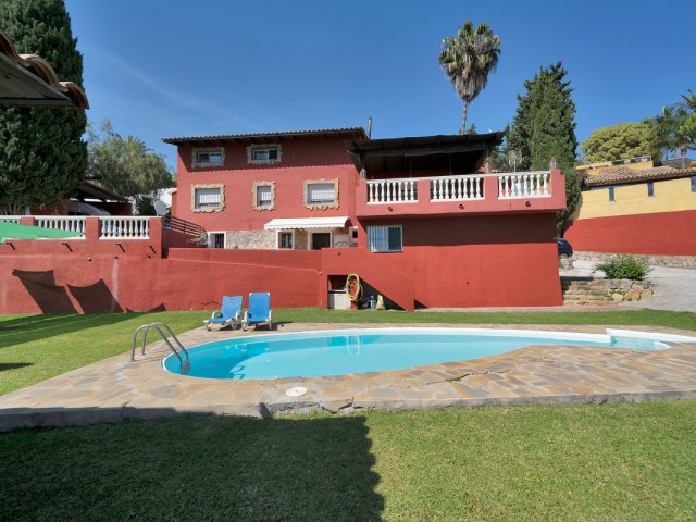 Villa con 7 Dormitorios  en Marbella