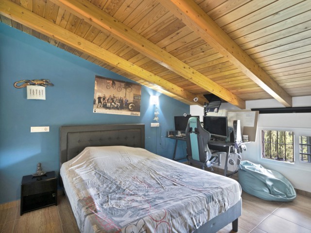 Villa con 7 Dormitorios  en Marbella