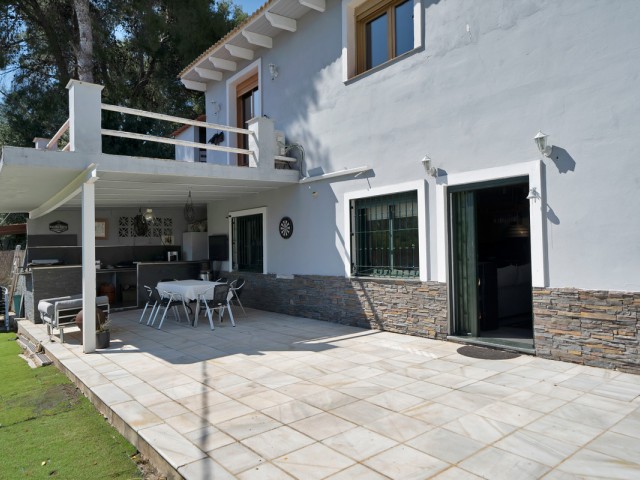 Villa con 7 Dormitorios  en Marbella