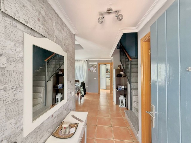 Townhouse, Torreblanca, R5078359