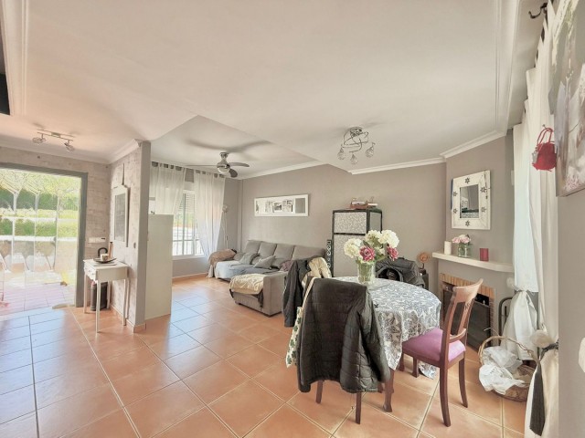 Townhouse, Torreblanca, R5078359