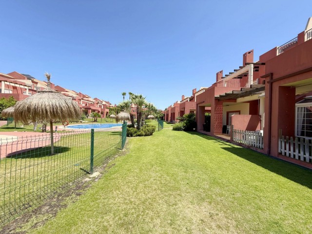4 Bedrooms Townhouse in Sotogrande