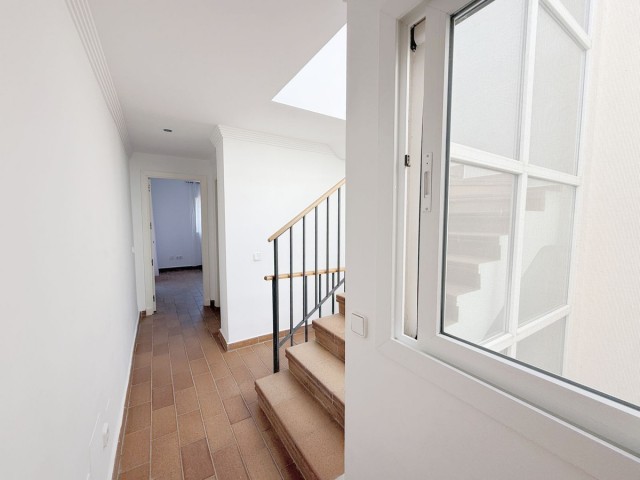 4 Bedrooms Townhouse in Sotogrande