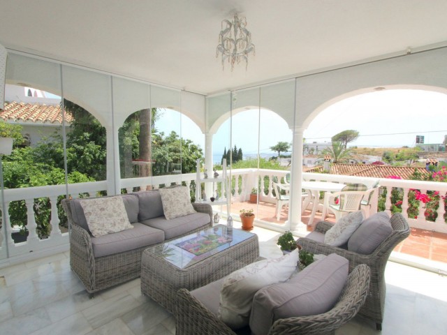 Villa con 4 Dormitorios  en La Capellania