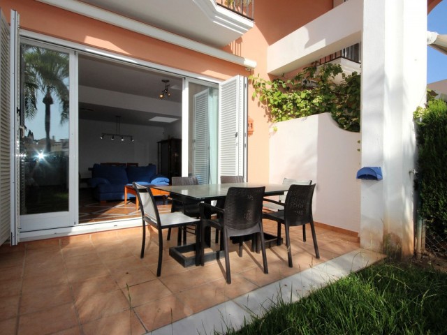 Maison mitoyenne, Bahía de Marbella, R5078884