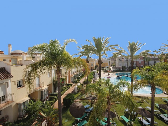 Rijtjeshuis, Bahía de Marbella, R5078884