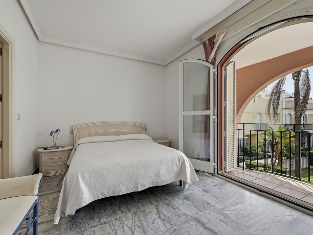 3 Schlafzimmer Reihenhaus in Bahía de Marbella