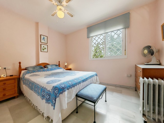 3 Bedrooms Apartment in Elviria