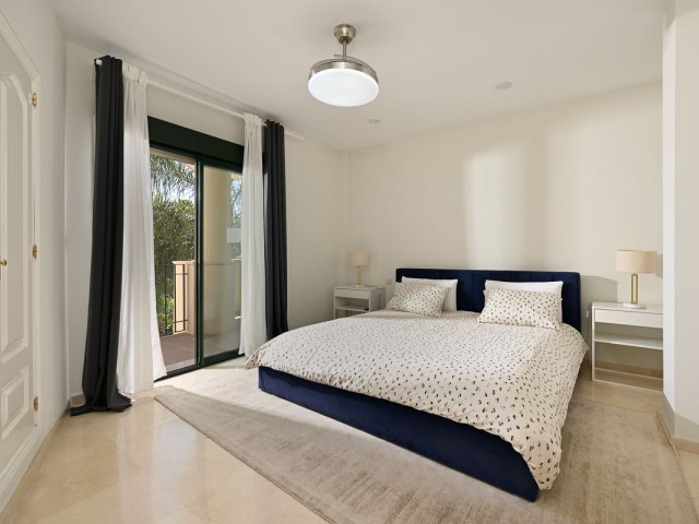 2 Bedrooms Apartment in Guadalmina Alta