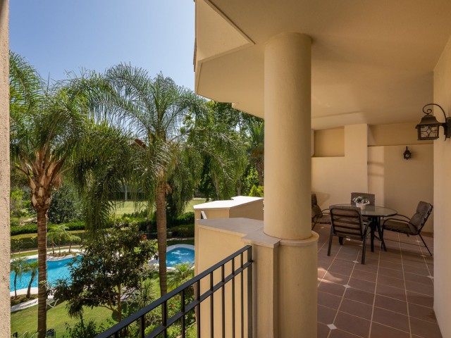 2 Bedrooms Apartment in Guadalmina Alta