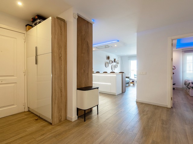 Apartment, Cabopino, R5080291