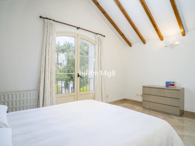 3 Bedrooms Townhouse in Nueva Andalucía