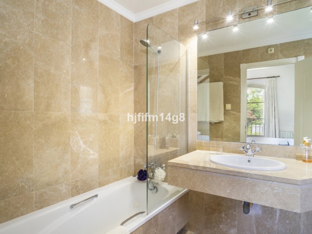 3 Bedrooms Townhouse in Nueva Andalucía