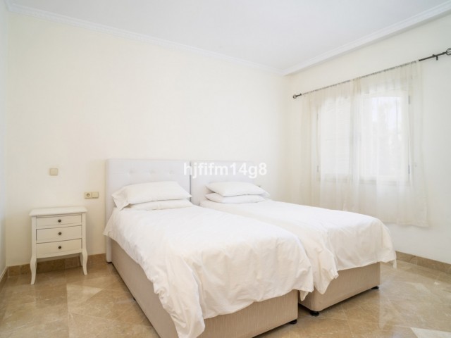 3 Bedrooms Townhouse in Nueva Andalucía